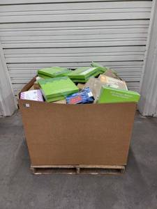 lot 7465 image: AMZ General Merchandise Pallet