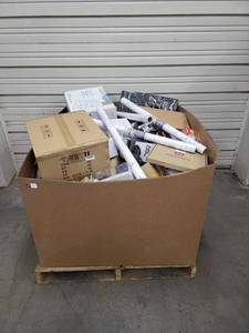 lot 7469 image: AMZ General Merchandise Pallet