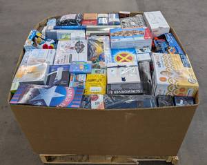 lot 7422 image: Premium Mixed Merch 24 HPC Pallet - All NewFactory Sealed Items