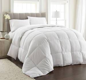 lot 6695 image: Chezmoi Collection White Twin Duvet Insert - All Season Comforter Twin Size, Heavyweight Quilted for Winter Warm Fluffy Bed Comforter with Corner Tabs