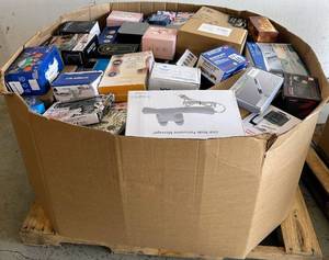lot 65274 image: Premium Mixed Merch 25 AMZ Pallet - All NewFactory Sealed Items