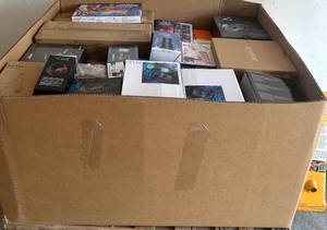 lot 65275 image: Premium Mixed Merch 25 AMZ Pallet - All NewFactory Sealed Items