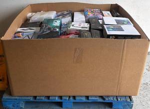 lot 65286 image: Premium Mixed Merch 25 AMZ Pallet - All NewFactory Sealed Items