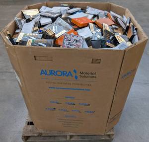 lot 65316 image: Cell Phone, Smart Watch, and Tablet Accessories Pallet