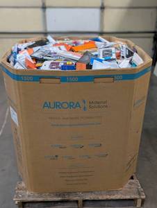 lot 65330 image: Cell Phone, Smart Watch, and Tablet Accessories Pallet