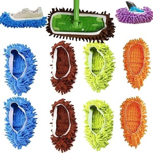 lot 8902 image: 8-Piece Multi-Color Microfiber Mop Slippers