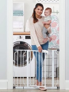 lot 3691 image: Regalo Safety 38.5 Inch Extra Wide Baby Gate for Doorways & Bottom of Stairs, Pressure Mount Safety Gate for Babies, Toddlers & Pets