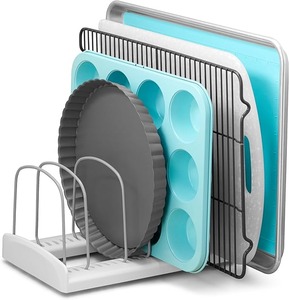 lot 9118 image: Adjustable Bakeware & Lid Rack