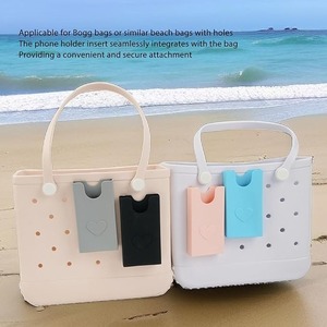lot 9132 image: Gemini said Silicone Beach Bag Phone Holder
