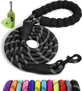 lot 9134 image: 6ft Heavy-Duty Rope Dog Leash Reflective (Black)