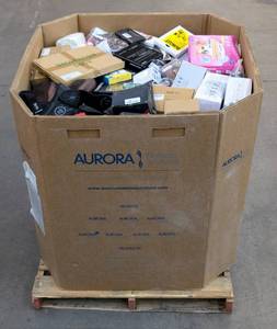 lot 485 image: Amazon General Merchandise HPC SmallsFlats Gaylord Pallet