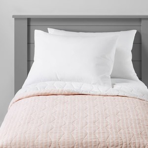 lot 2403 image:  Retail $49.99 Twin Chambray Stripes Kids Quilt Pink - Pillowfort Cotton Twin Bedding, OEKO-TEX Certified, Year-Round Use