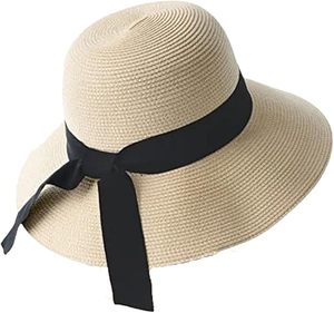 lot 22624 image: Womens Wide Brim Straw Panama Hat