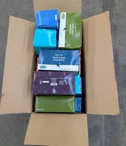 lot 8389 image: Amazon Basics Facial Tissue Assortment