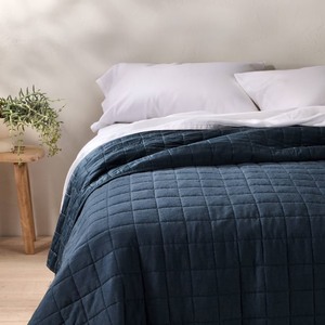 lot 2571 image: King Heavyweight Linen Blend Quilt Dark Mineral Blue - Casaluna