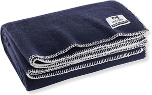lot 3976 image: M MCGUIRE GEAR Heavy Duty Wool Blanket, Survival, Emergency, and First Aid Use  Mil-Spec, Fire Retardant, Durable Outdoor Wool Blankets for Camping. - Navy Blue, (64 x 90 inches)
