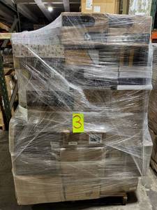 lot 5348 image: Amazon General Merchandise Pallet