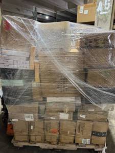 lot 5349 image: Amazon General Merchandise Pallet