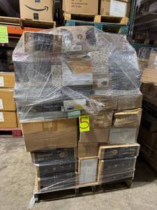 lot 5350 image: Amazon General Merchandise Pallet