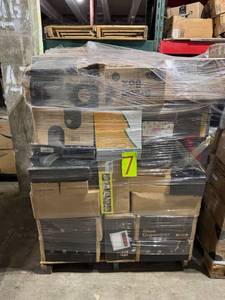 lot 5352 image: Amazon General Merchandise Pallet