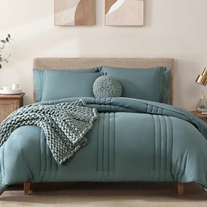 lot 4066 image: Queen Comforter Set - 7 Pieces Blue Green Bed in a Bag Queen Bedding Sets with Comforters, All Seasons Comforter Bed Set with Sheets,Pillowcases & Shams