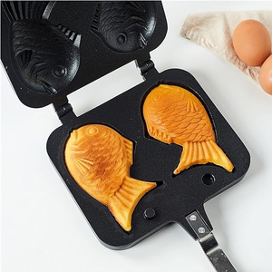 lot 3252 image: Fish-Shaped Cake Pan, Non-Stick Waffle Cake Maker with Long Handle, Pancake Baking Double Pan Mold