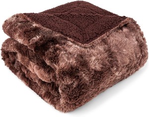 lot 2836 image: Faux Fur Throw Blanket Twin Tie-Dye Brown, Soft Warm Sherpa Blankets & Throws for Bed, Fluffy Plush Thick Fleece Throw Blanket for Couch Sofa, Reversible Furry Shaggy Blanket, Brown 60x50