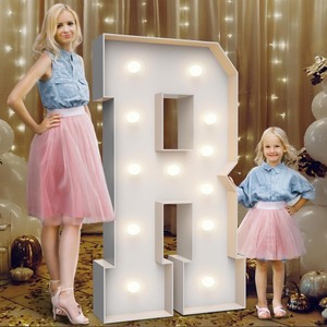 lot 4181 image: 4FT Marquee Light Up Letters R,Party Decoration Large Marquee Light Up Letters with Weighted Water Bag,Pre-cut Foam Board Set Can Be Used for Birthdays,Weddings,Baby Anniversaries