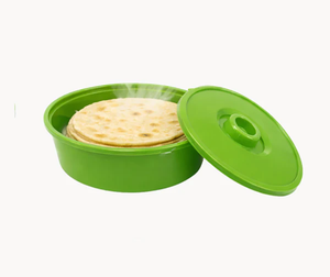 lot 3386 image: 2 Pack - Tortilla Warmer Bowl with Lid  Microwave Safe (1 orange, 1 green)