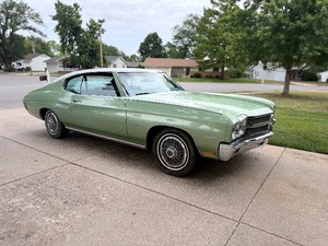lot 1 image: 1970 Chevrolet Chevelle Malibu  307 Turbo-Fire V8
