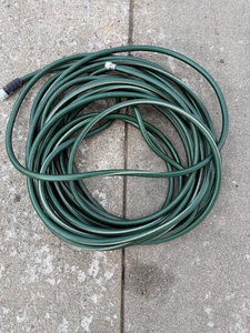 lot 26 image: 100ft Green Garden Hose