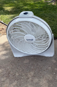 lot 36 image: Cyclone Portable Box Fan #1
