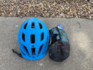 lot 43 image: Bontrager Blue Youth Bike Helmet with Knee Pads, Elbow Pads & Gloves Set