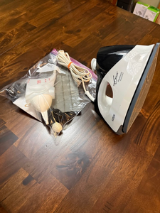 lot 141 image: Euro-Pro X Portable Garment Steamer with Accessories