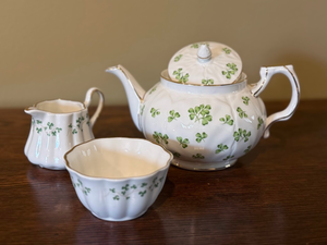 lot 169 image: Royal Tara Shamrock Tea Set  Made in Ireland