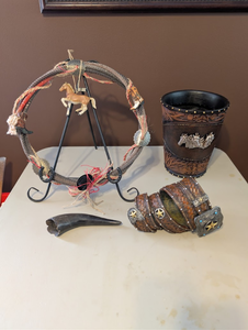 lot 227 image: Western Dcor Collection  Horse Planter, Rope Wreath, Belt Bowl & Horn