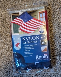 lot 243 image: Annin Nylon U.S. Flag Banner  2.5 ft x 4 ft