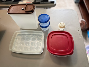 lot 263 image: Tupperware & Food Storage Container Assortment