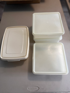 lot 266 image: Vintage Tupperware Modular Mates & Food Storage Container Lot