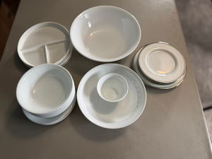 lot 273 image: Assorted Corelle & Grace China Dinnerware Lot