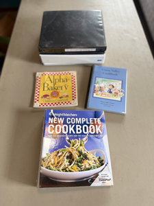 lot 276 image: 5-Piece Family Cookbook & Recipe Binder Lot