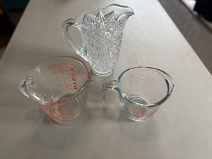 lot 283 image: 3-Piece Vintage Cut Glass Pitcher & Pyrex Measuring Cup Lot
