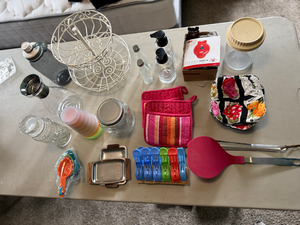 lot 284 image: Huge Kitchen Variety Lot - Dash Mini Waffle Maker, Tiered Stand & Cooking Prep Essentials