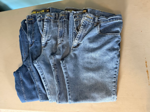lot 302 image: Lee Extreme Motion Mens Jeans Variety Lot All Size 3632
