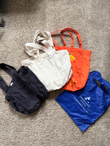 lot 310 image: Reusable Fabric Tote & Shopping Bag Variety Pack (4-Piece Lot)