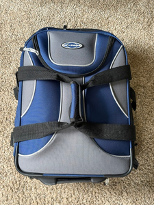 lot 313 image: On-Tour Rolling Convertible Duffle Bag  Backpack Luggage
