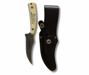 lot 317 image: Vintage Schrade USA SC502 Scrimshaw Cougar Pocket Knife with Sheath