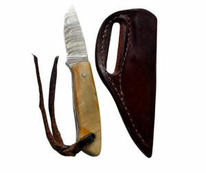 lot 318 image: Custom Dave Ferry Horsewright Damascus Steel Cowboy Knife & Sheath