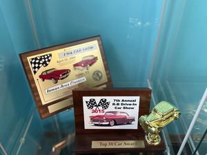 lot 348 image: Vintage Kansas Car Show Award Collection  2009-2015 Inman Classics & R-B Drive-In Awards