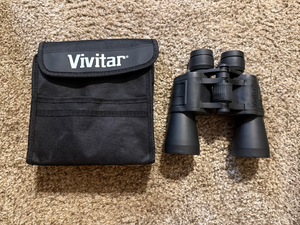 lot 363 image: Vintage Tasco 8x40 Zoom Binoculars & Vivitar Binoculars with Carrying Case  2-Piece Lot